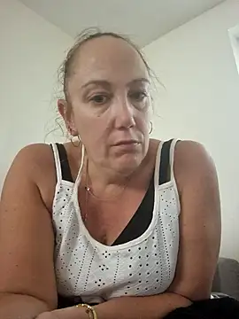 Snapshot of Wisie_Cutie chatting on 29, 9, 2025 Wisie Cutie online show from 29, 9, 2025