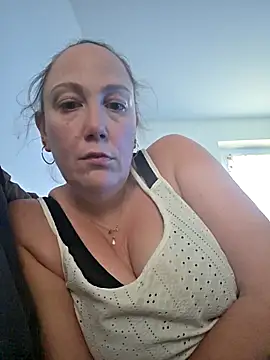 Wisie Cutie online show from 12, 3, 2026