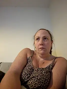 Snapshot of Wisie_Cutie chatting on 12, 3, 2025 Wisie Cutie online show from 12, 3, 2025