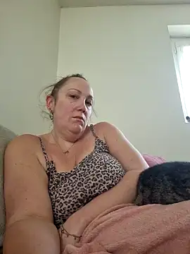 Snapshot of Wisie_Cutie chatting on 13, 3, 2025 Wisie Cutie online show from 13, 3, 2025