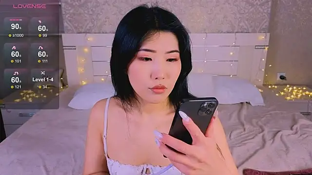 Wendy  Hills online show from 18, 4, 2026