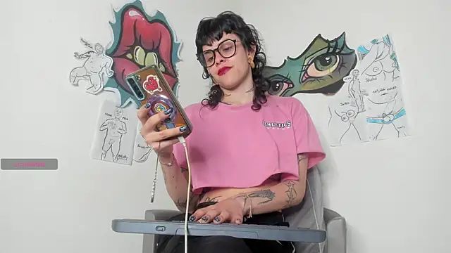 Snapshot of trinitty chatting on 21, 5, 2026 trinitty online show from 21, 5, 2026