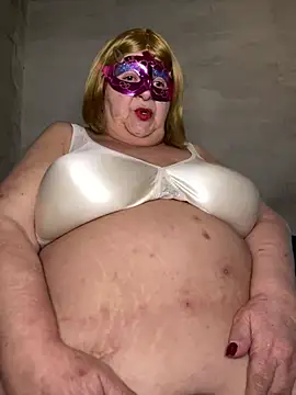 Snapshot of mariannecox chatting on 27, 12, 2024 mariannecox online show from 27, 12, 2024