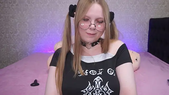 minx g1rl online show from 24, 4, 2026