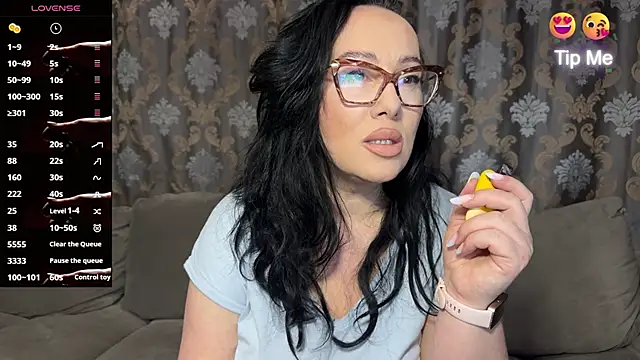 Snapshot of AnnaAnn chatting on 3, 5, 2026 AnnaAnn online show from 3, 5, 2026