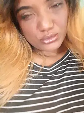 Indianpleasure300 online show from 4, 3, 2026