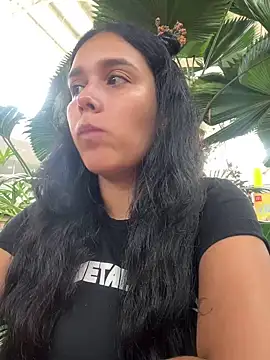 Snapshot of Annya-sweet chatting on 4, 2, 2025 Annya-sweet online show from 4, 2, 2025