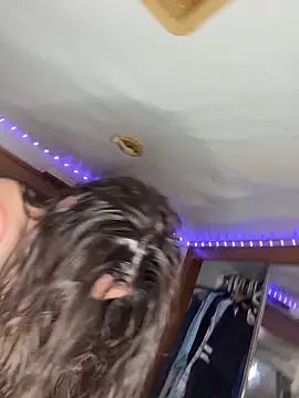 Emma-Rae online show from 9, 10, 2025