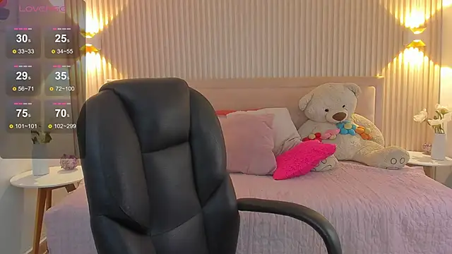 Sooffii 1 online show from 20, 3, 2025