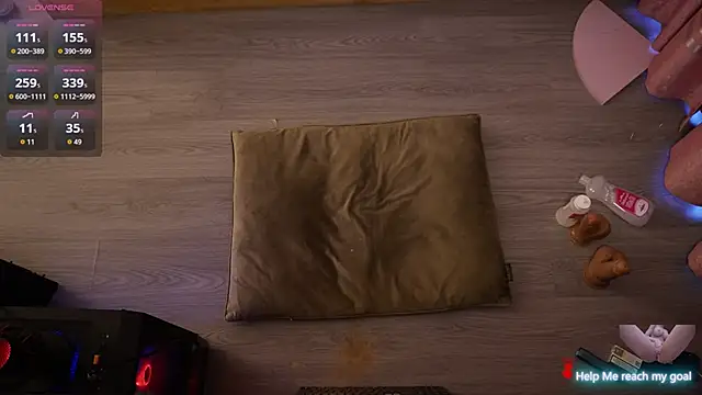 Snapshot of Redhead_Shark_new chatting on 31, 10, 2025 Redhead Shark new online show from 31, 10, 2025