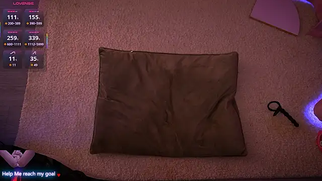 Redhead Shark new online show from 6, 3, 2026