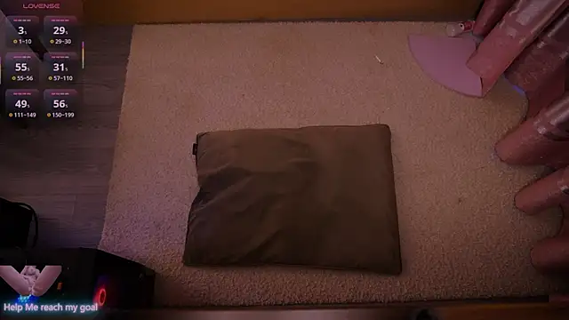 Redhead Shark new online show from 19, 12, 2025