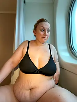 BBW Nora online show from 10, 11, 2025