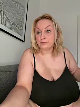 BBW Nora online show from 11, 6, 2026