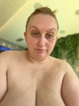 BBW Nora online show from 12, 11, 2025