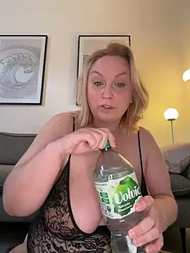 BBW Nora online show from 30, 3, 2026