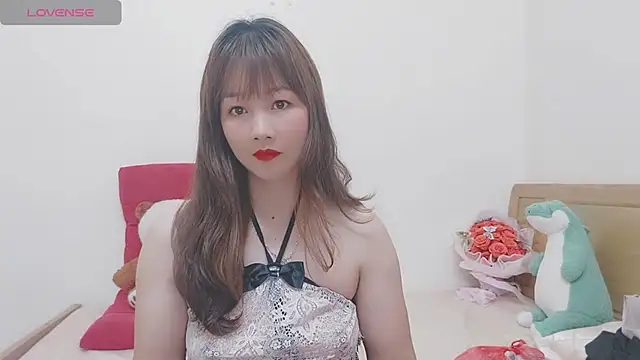 Holygirlsweet777 online show from 7, 1, 2025