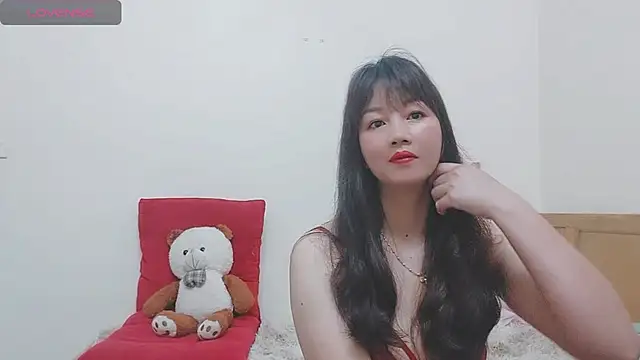 Holygirlsweet777 online show from 15, 3, 2025