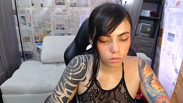i am nina  online show from 2, 10, 2025