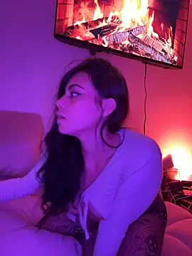 i am nina  online show from 17, 12, 2025