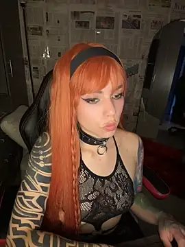 Snapshot of i_am_nina_ chatting on 28, 4, 2026 i am nina online show from 28, 4, 2026