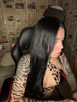 Snapshot of i_am_nina_ chatting on 5, 5, 2026 i am nina online show from 5, 5, 2026