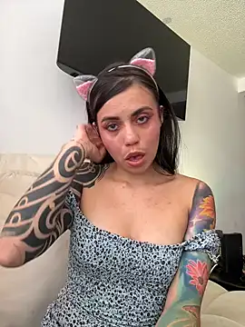 i am nina  online show from 3, 12, 2025