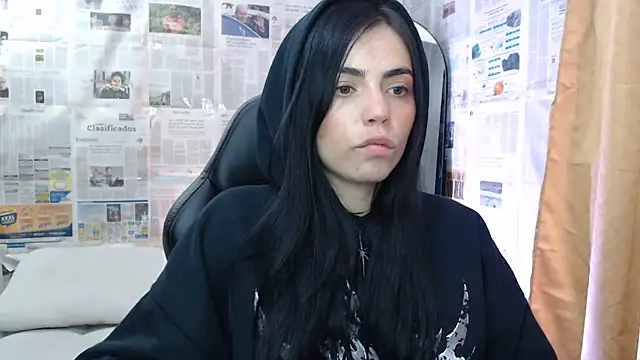 i am nina  online show from 28, 9, 2025