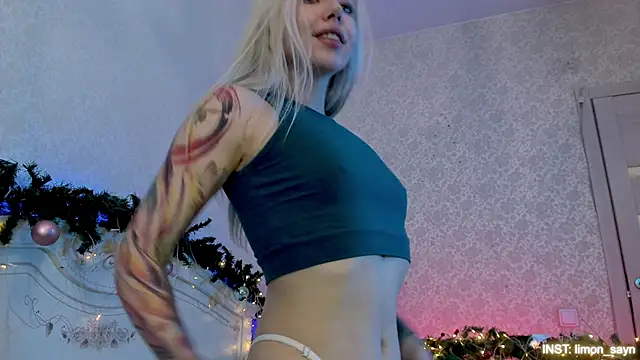 LillyMoure  online show from 13, 1, 2026