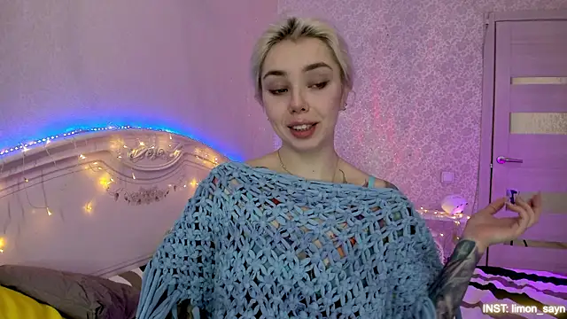 LillyMoure  online show from 2, 2, 2026