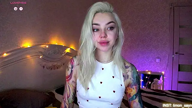 LillyMoure  online show from 18, 2, 2026