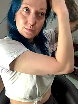 MissCumberdale online show from 13, 11, 2025