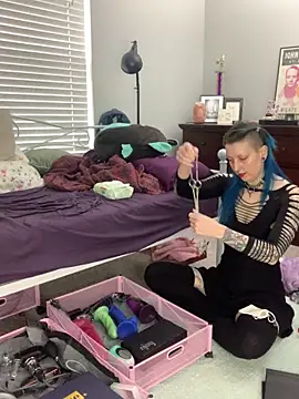 MissCumberdale online show from 22, 11, 2025