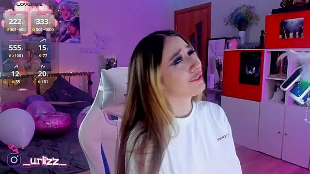 Snapshot of Fiona-Love chatting on 9, 3, 2025 Fiona-Love online show from 9, 3, 2025