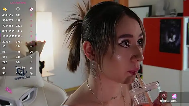 Snapshot of Fiona-Love chatting on 20, 9, 2025 Fiona-Love online show from 20, 9, 2025