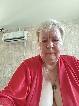 Snapshot of EffectFiona chatting on 19, 6, 2026 EffectFiona online show from 19, 6, 2026
