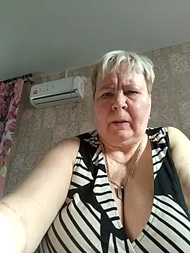 EffectFiona online show from 1, 11, 2025