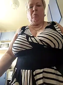 EffectFiona online show from 10, 2, 2025
