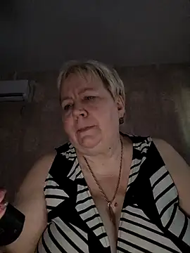 EffectFiona online show from 10, 2, 2025