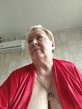 Snapshot of EffectFiona chatting on 29, 6, 2026 EffectFiona online show from 29, 6, 2026