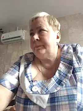 EffectFiona online show from 10, 3, 2025