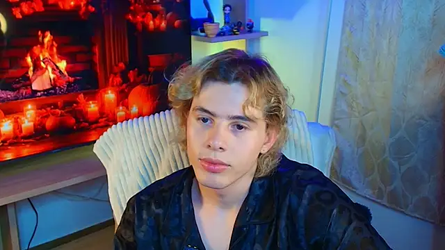 Snapshot of dimitri_tv chatting on 6, 10, 2025 dimitri tv online show from 6, 10, 2025