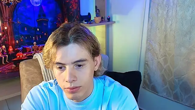 Snapshot of dimitri_tv chatting on 7, 10, 2025 dimitri tv online show from 7, 10, 2025