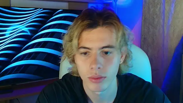 Snapshot of dimitri_tv chatting on 9, 11, 2025 dimitri tv online show from 9, 11, 2025