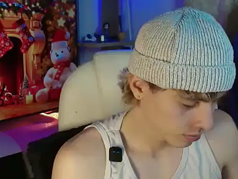 Snapshot of dimitri_tv chatting on 18, 12, 2025 dimitri tv online show from 18, 12, 2025