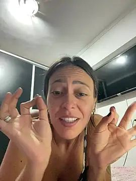 Gipoltergeist online show from 18, 2, 2026