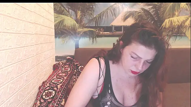 Queen  Natasha online show from 23, 10, 2025