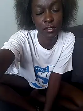 Snapshot of Prettybecs chatting on 4, 12, 2024 Prettybecs online show from 4, 12, 2024