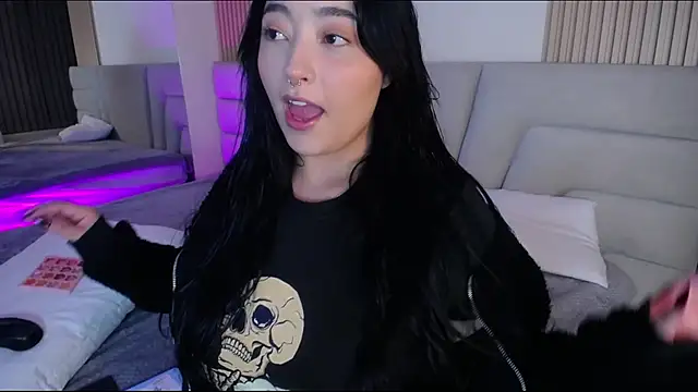 Miss Loise online show from 24, 11, 2025