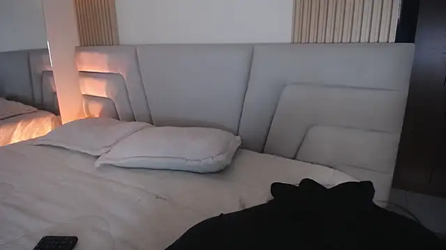 Miss Loise online show from 23, 4, 2026